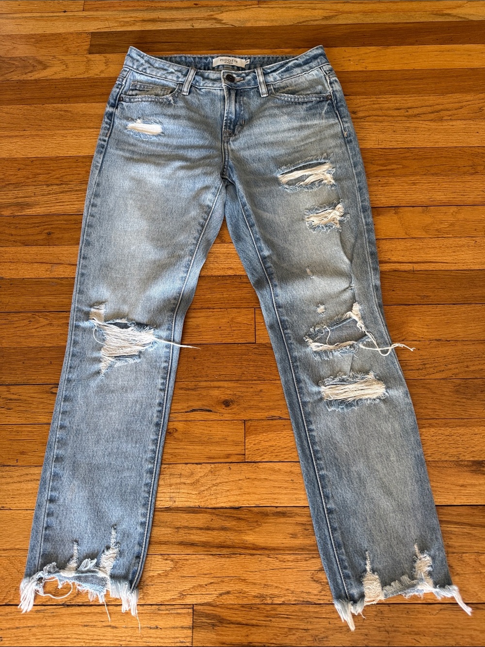 Hidden Light Blue Distressed Straight-Leg Women’s Jeans